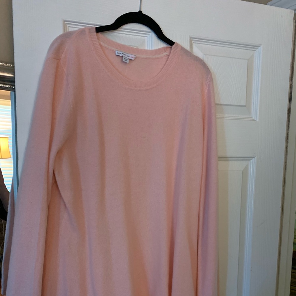 NWOT tunic sweater.   Very flattering fit.